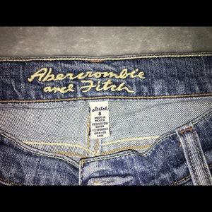 Abercrombie and Fitch Capri